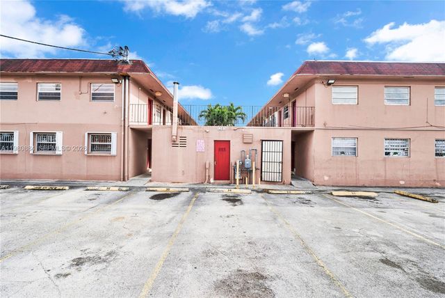 1281 W 29th St 6, Hialeah, FL 33012
