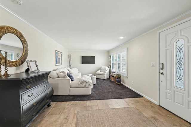 5406 CALVERT AVE, Ventnor City, NJ 08406