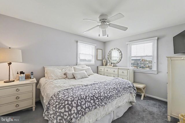 5406 CALVERT AVE, Ventnor City, NJ 08406