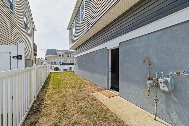 5406 CALVERT AVE, Ventnor City, NJ 08406