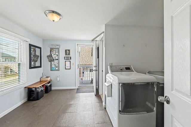 5406 CALVERT AVE, Ventnor City, NJ 08406