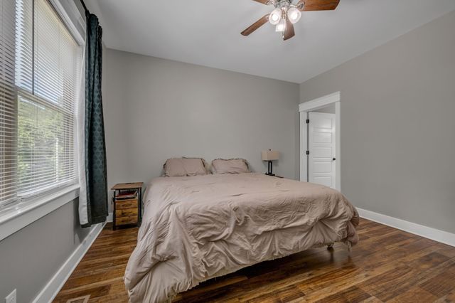 1116 Taylor Town Rd, White Bluff, TN 37187