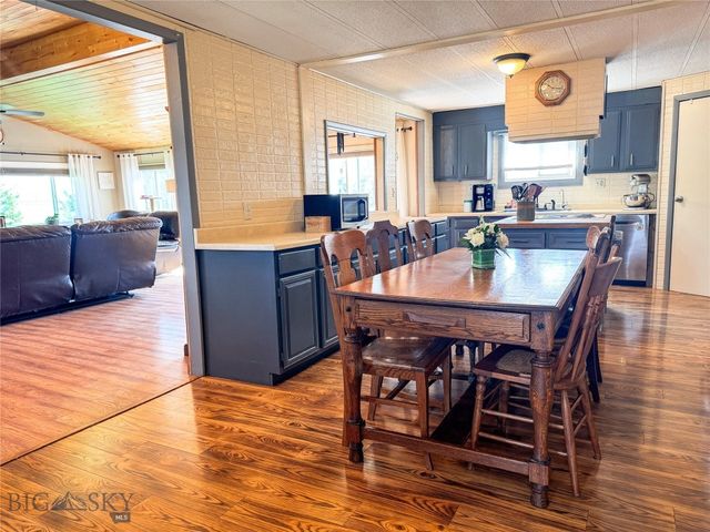 15 West End Road, Livingston, MT 59047