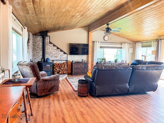 15 West End Road, Livingston, MT 59047