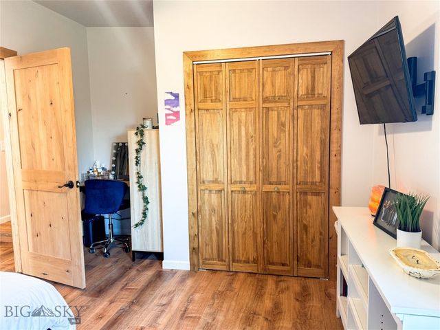 15 West End Road, Livingston, MT 59047