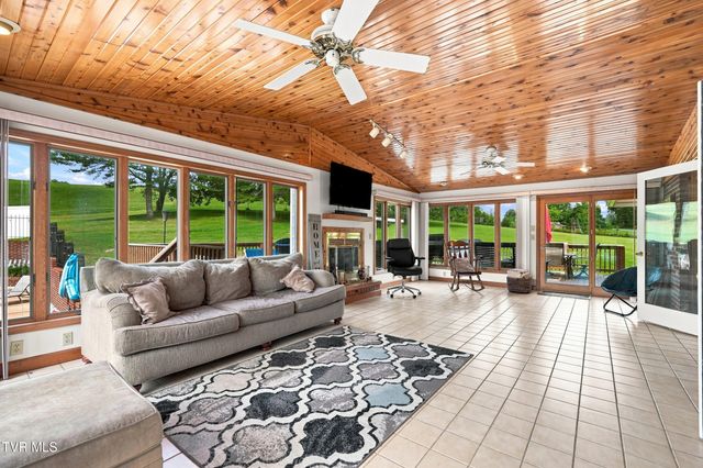 635 Old Union Road, Church Hill, TN 37642