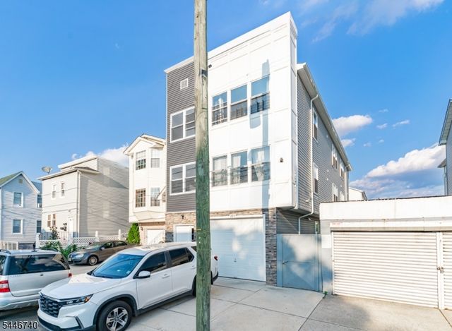 295 N 10Th St, Newark City, NJ 07107
