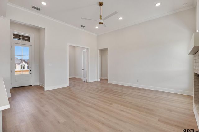 509 Artesian Meadow, Bullard, TX 75757