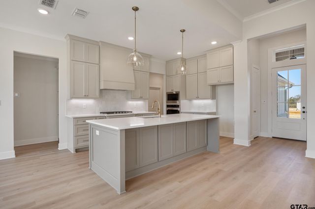 509 Artesian Meadow, Bullard, TX 75757