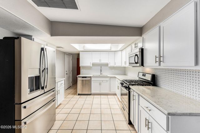 3131 S Calle Cordova, Tucson, AZ 85730