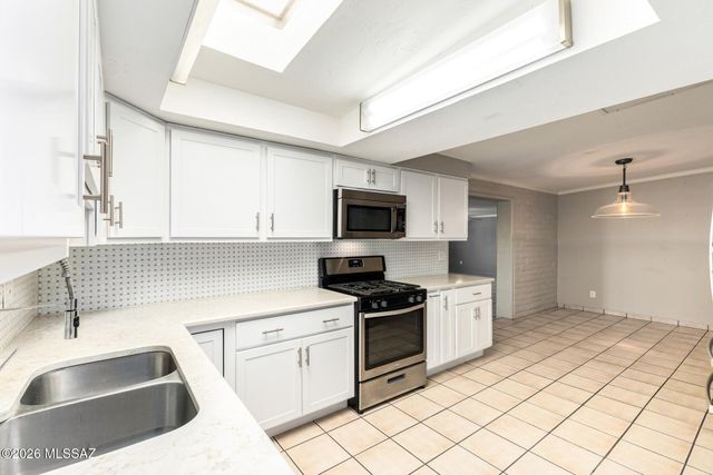 3131 S Calle Cordova, Tucson, AZ 85730