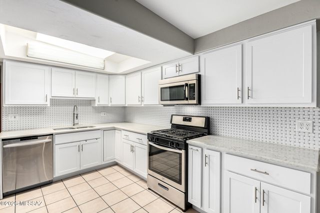 3131 S Calle Cordova, Tucson, AZ 85730