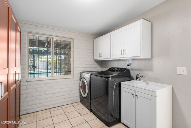 3131 S Calle Cordova, Tucson, AZ 85730