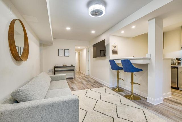 4829 S Forrestville Avenue G, Chicago, IL 60615