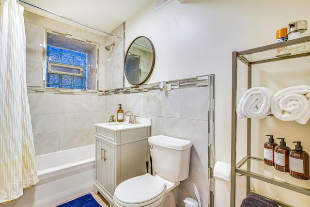 4829 S Forrestville Avenue G, Chicago, IL 60615