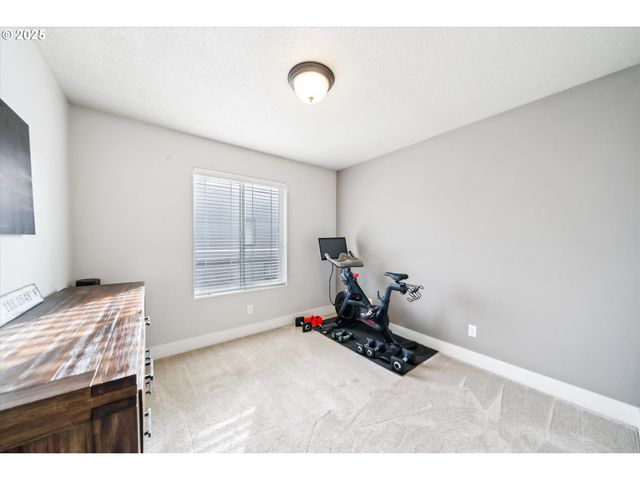 10592 Nw 289TH Ave, North Plains, OR 97133