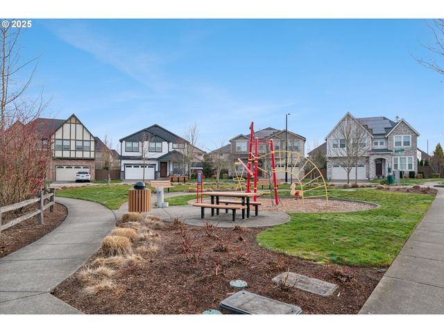 10592 Nw 289TH Ave, North Plains, OR 97133