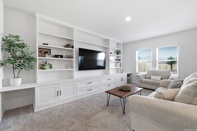 7726 FERN HOLW, San Antonio, TX 78252