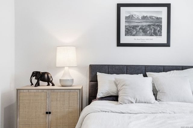 7726 FERN HOLW, San Antonio, TX 78252