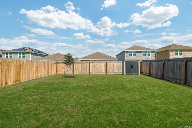 7726 FERN HOLW, San Antonio, TX 78252