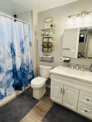 3761 Arizona Ave, Riverbank, CA 95367