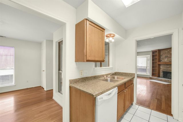 2019 Place Rebecca Lane G1, Houston, TX 77090