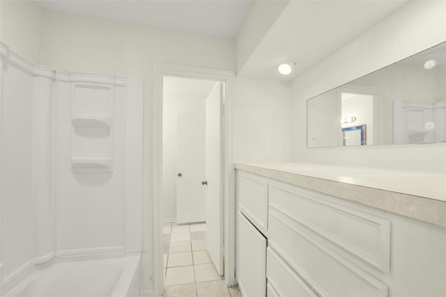 2019 Place Rebecca Lane G1, Houston, TX 77090