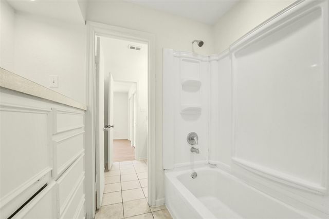 2019 Place Rebecca Lane G1, Houston, TX 77090