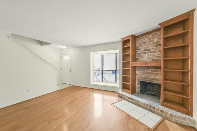 2019 Place Rebecca Lane G1, Houston, TX 77090