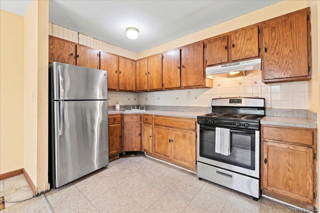 901 Prospect Avenue C, Bronx, NY 10459