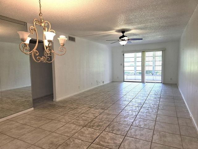 2803 Victoria Way B1, Coconut Creek, FL 33066