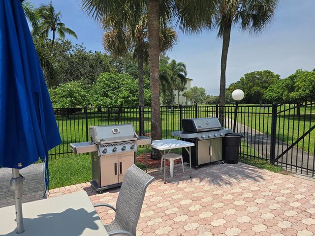 2803 Victoria Way B1, Coconut Creek, FL 33066