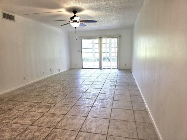 2803 Victoria Way B1, Coconut Creek, FL 33066