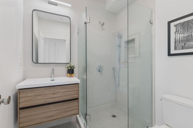 24 Auburn PH, Brookline, MA 02446