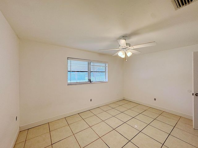 202 SE 3RD Terrace 1, Dania Beach, FL 33004