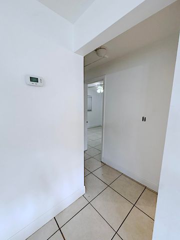 202 SE 3RD Terrace 1, Dania Beach, FL 33004