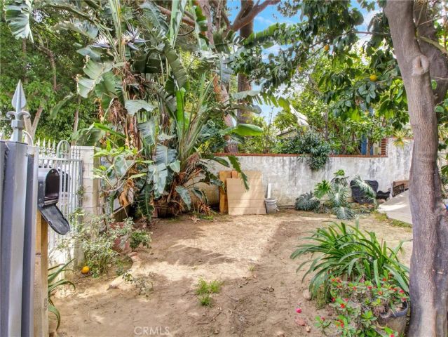 614 E 23rd, Los Angeles, CA 90011