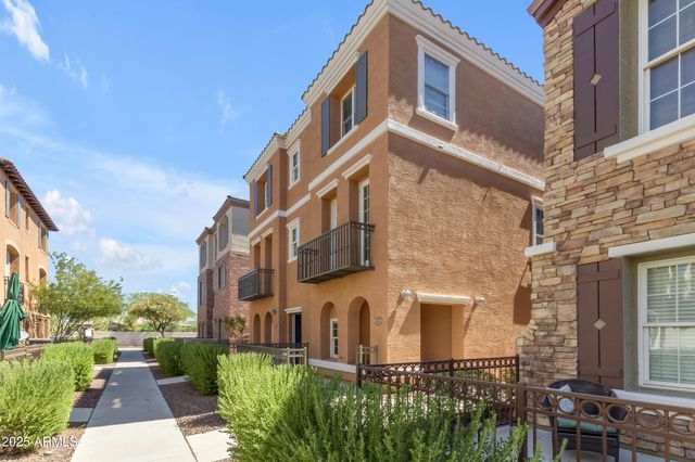 2628 S ALPINE Drive, Gilbert, AZ 85295