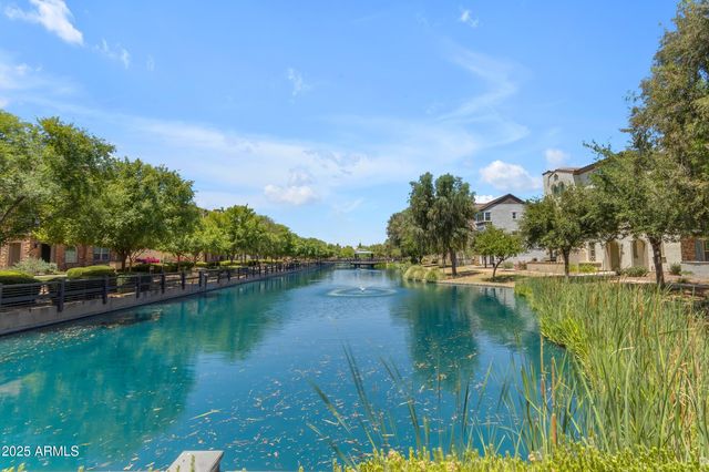 2628 S ALPINE Drive, Gilbert, AZ 85295