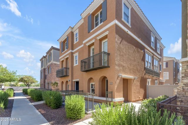 2628 S ALPINE Drive, Gilbert, AZ 85295