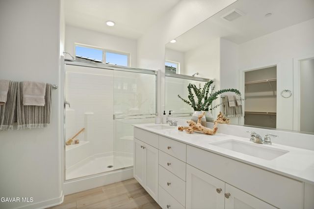 3704 Camino Mia Court, Rosamond, CA 93560