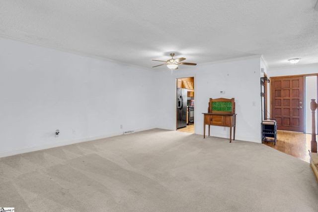 4 Creekside Way, Greenville, SC 29609