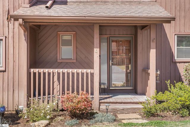 4 Creekside Way, Greenville, SC 29609