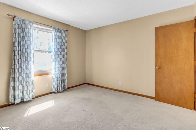 4 Creekside Way, Greenville, SC 29609