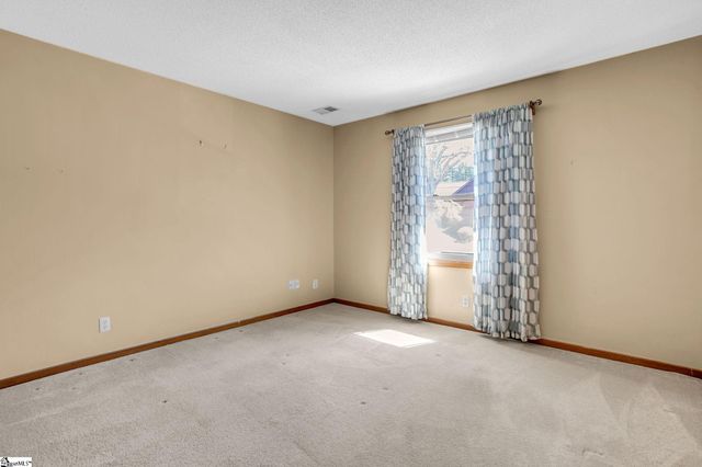 4 Creekside Way, Greenville, SC 29609