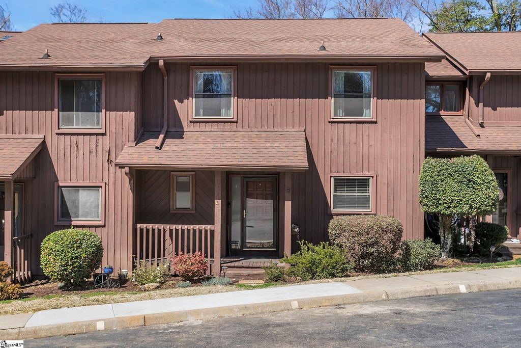 4 Creekside Way, Greenville, SC 29609