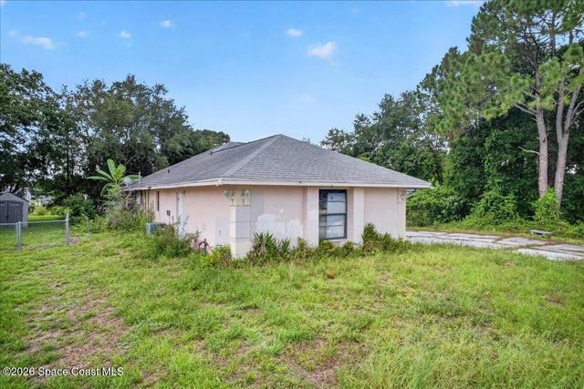 1228 Sagola Street SE, Palm Bay, FL 32909