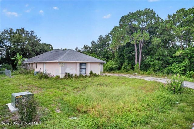1228 Sagola Street SE, Palm Bay, FL 32909