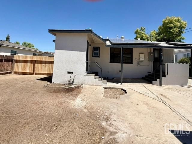 13 La Mesa Drive, Bakersfield, CA 93305