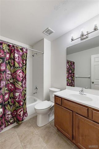 11 Orchard Trace Lane, Wildwood, MO 63040